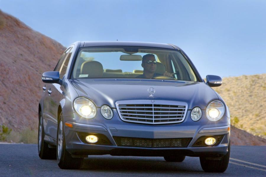  Mercedes-Benz E320 BlueTEC 2007 года  (фото 40 из 76)